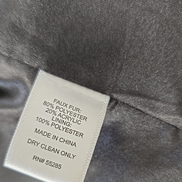 Express Faux Fur Vest - Gray - Picture 6 of 11